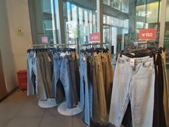 -H&M(鹏欣水游城店)