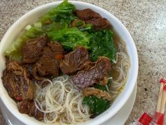 -河记肠粉店
