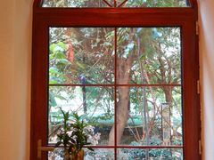 -月亮眼花园餐厅书吧酒吧