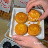 北京首家❗️新中式糕点铺，现场解剖20颗大肉粒肉松饼‼️