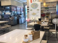 大堂-朱洪元苏式面馆(绿宝广场店)