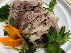 草原手把肉-德乐海蒙餐