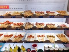 -马路边边串串香形象店(磐石路店)