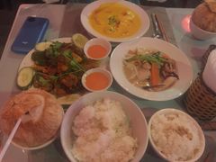 -Lanterns Vietnamese Restaurant