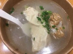 粉丝单档汤-鲜得来排骨年糕(豫园店)