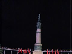 -人民防洪胜利纪念塔