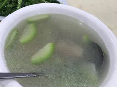 -源海渔村·现捞海鲜(大角湾店)