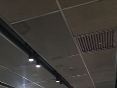-麦当劳(中山公园龙之梦店)