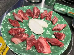 -欧巴炭烤肉오빠숯불구이(南京东路店)