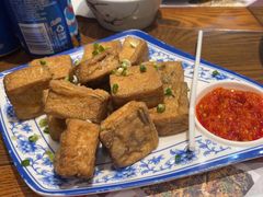 -黄泥岗·地道湖北菜(奥特莱斯店)