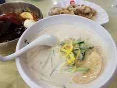 -服务大楼冷面(延大店)