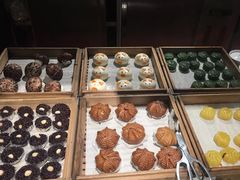 -领鲜活海鲜榴莲自助火锅(东门店)