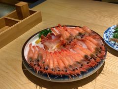 -枝魯枝魯自助料理