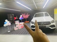 -上海星瀚奔驰4S店(长寿路店)