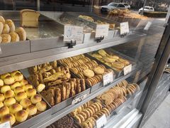 -苹果花园(龙漕路店)