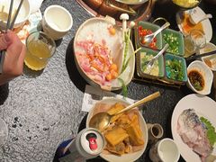 -得意咚瓜·顺德鱼生·冬瓜火锅(深圳首店)