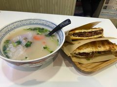 -驴公驴婆(曹杨店)