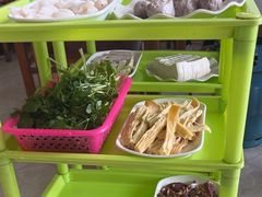 -15年老字号鑫鑫猪肚鸡·椰子鸡海南火锅(兴隆华侨农场店)