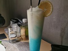-穹六人间 people 6(岳阳路店)