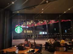 大堂-星巴克(南翔五彩城店)