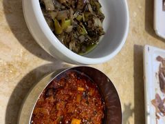 狗酱-英子补身汤(海兰路店)