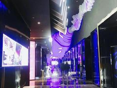 等候区-春天国际影城(中庚漫游城杜比全景声店)