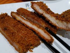 炸猪排-弄堂咪道-饭香·面香·馄饨香(兴梅店)