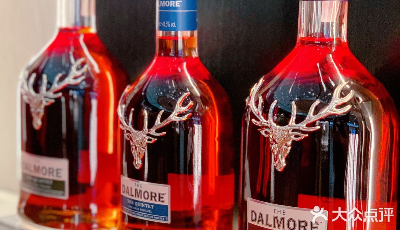 威士忌🥃也玩快闪❓这个国庆假期快来围(蹭)观(酒)‼️