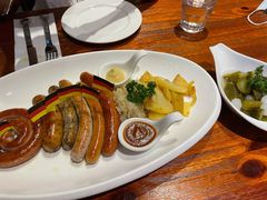 -1886德国汽车餐厅(外滩十六铺码头店)