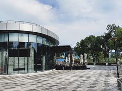 -饮湖威士忌鸡尾酒吧