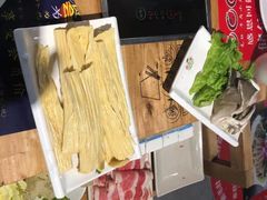 -珍巴奴毛肚牛肉小火锅(四惠店)