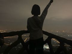 -鬼笑石后山停车场