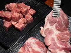 -肉甲韩国木炭烤肉(新壹街1店)