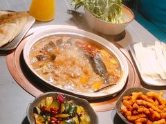 -红井路游艺炖锅·音乐餐吧(十渡店)