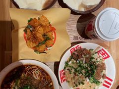 -周小波重庆小面·重庆名小吃(邹容路店)