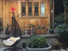 -五花石之旅客栈