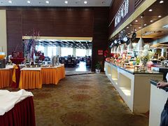 自助取餐区-东方苑自助餐厅(稻香湖景酒店)