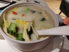 无油鱼汤腐竹煮时蔬-大树餐厅(益田假日店)