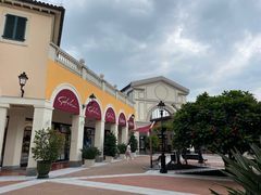 -佛罗伦萨小镇广佛名品奥特莱斯(疏港路店)