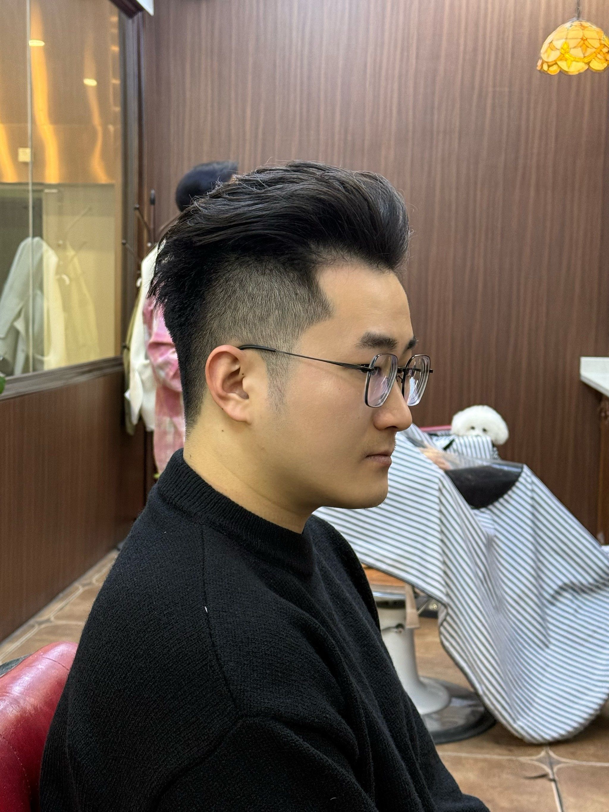 今天必须给大家分享一下超酷的港风背头!