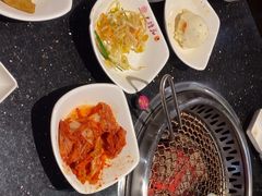 -木槿花韩式炭烤·熟成肉工坊(孙文东路店)