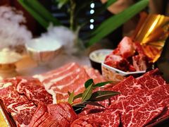 -铭牛烧肉·和牛海鲜自助(高新月牙湖店)