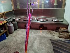 -果松木炭酸菜铜火锅·外婆参鸡汤