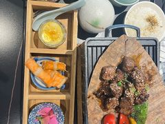-一石三鸟烧鸟•刺身•定食套餐(南桥美谷店)