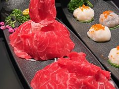 -鲜入唯煮·港式海鲜牛肉火锅(金宝街店)