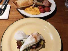 -JINNS锦时 steak&pizza(浸信会礼拜堂旧址店)