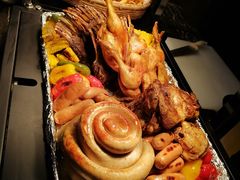 -广州万富希尔顿酒店·感趣自助餐厅·金秋蟹宴生蚝海鲜刺身