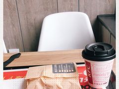 -肯德基(湾畔店)