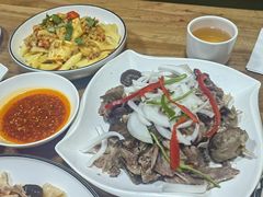 -百年吾吾子手抓肉羊羔肉(山西巷店)