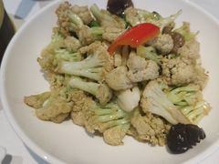 -江城小馆陕南妈妈菜·全球旅行餐厅(钟楼店)